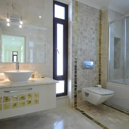 Esma At Gold City #12 فيلة